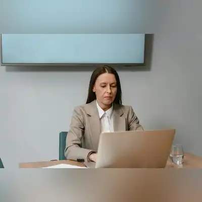 吕蔚冰